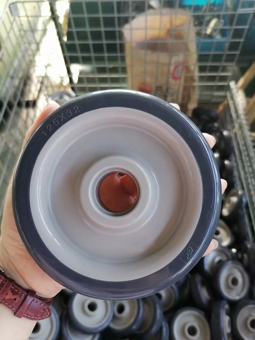 caster tires wheels